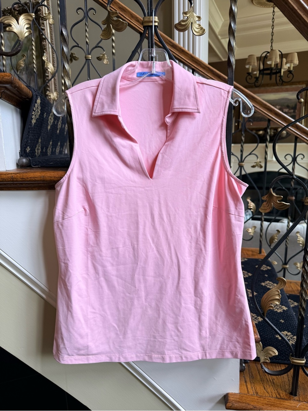 J.McLaughlin VNeck Collared Top. Catalina Cloth. Size M EUC - Picture 2 of 8